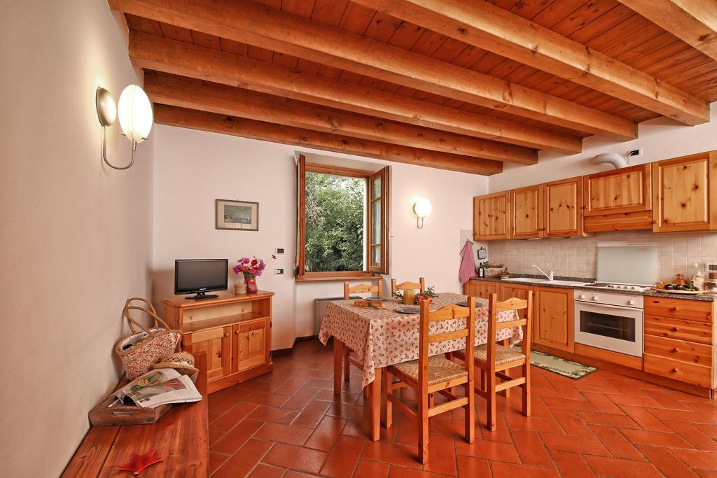 Agriturismo La Breda Pensionat San Felice del Benaco Eksteriør billede