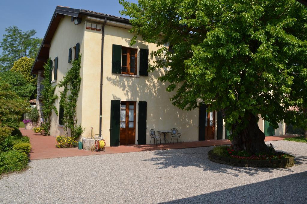 Agriturismo La Breda Pensionat San Felice del Benaco Eksteriør billede